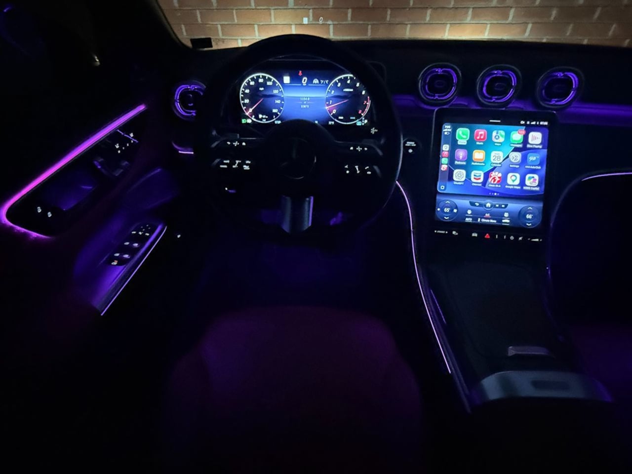 Mercedes-Benz C300 photo 63