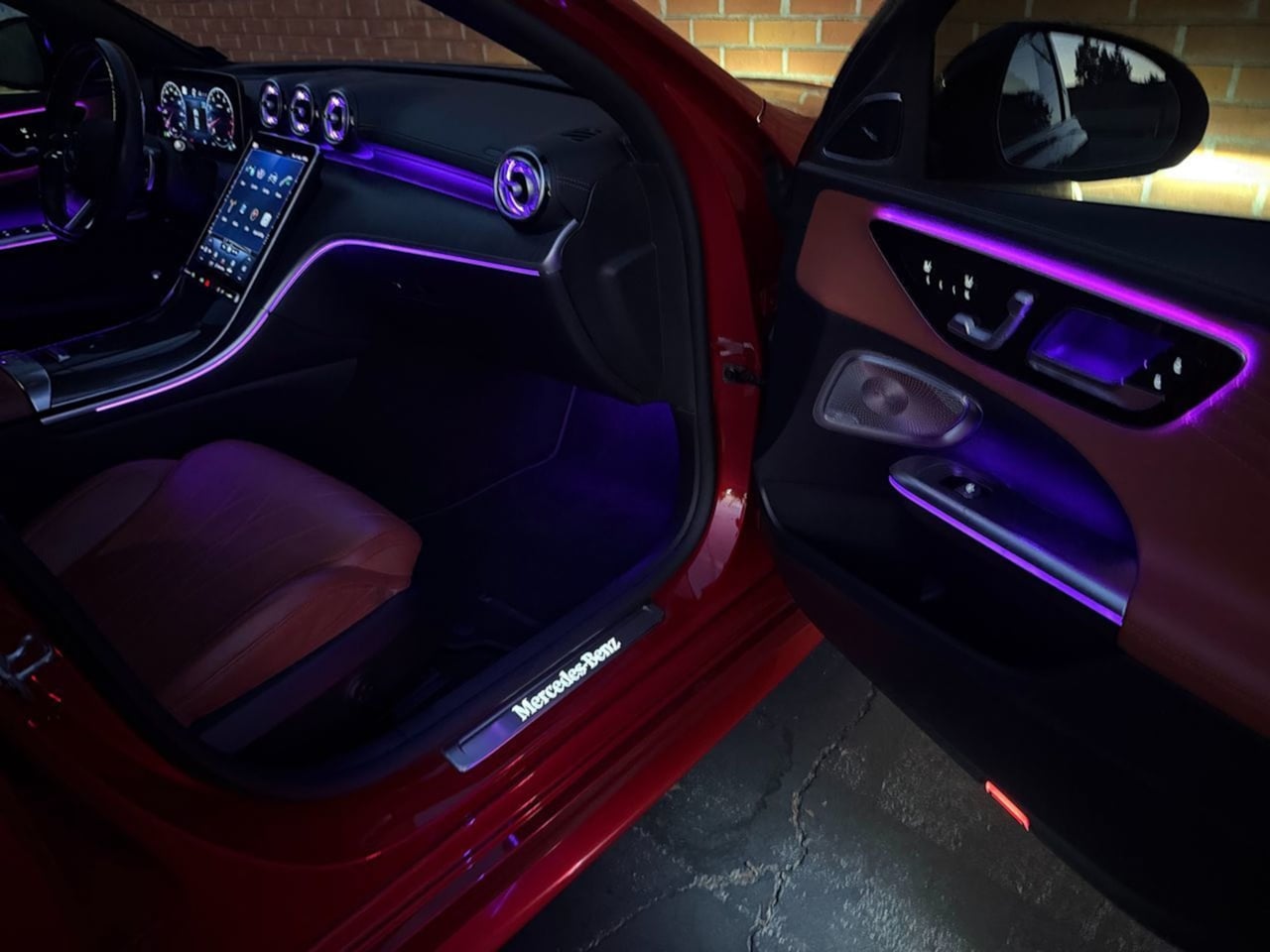 Mercedes-Benz C300 photo 12