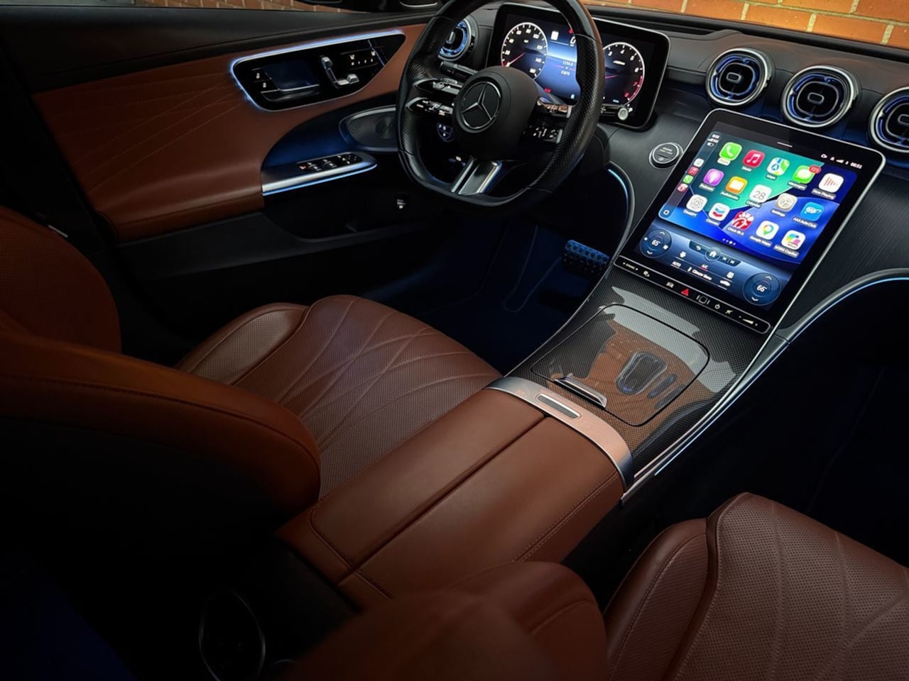 Mercedes-Benz C300 photo 38