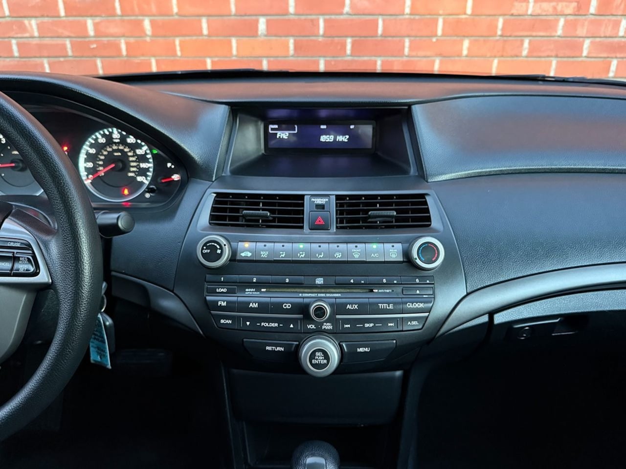 Honda Accord photo 12