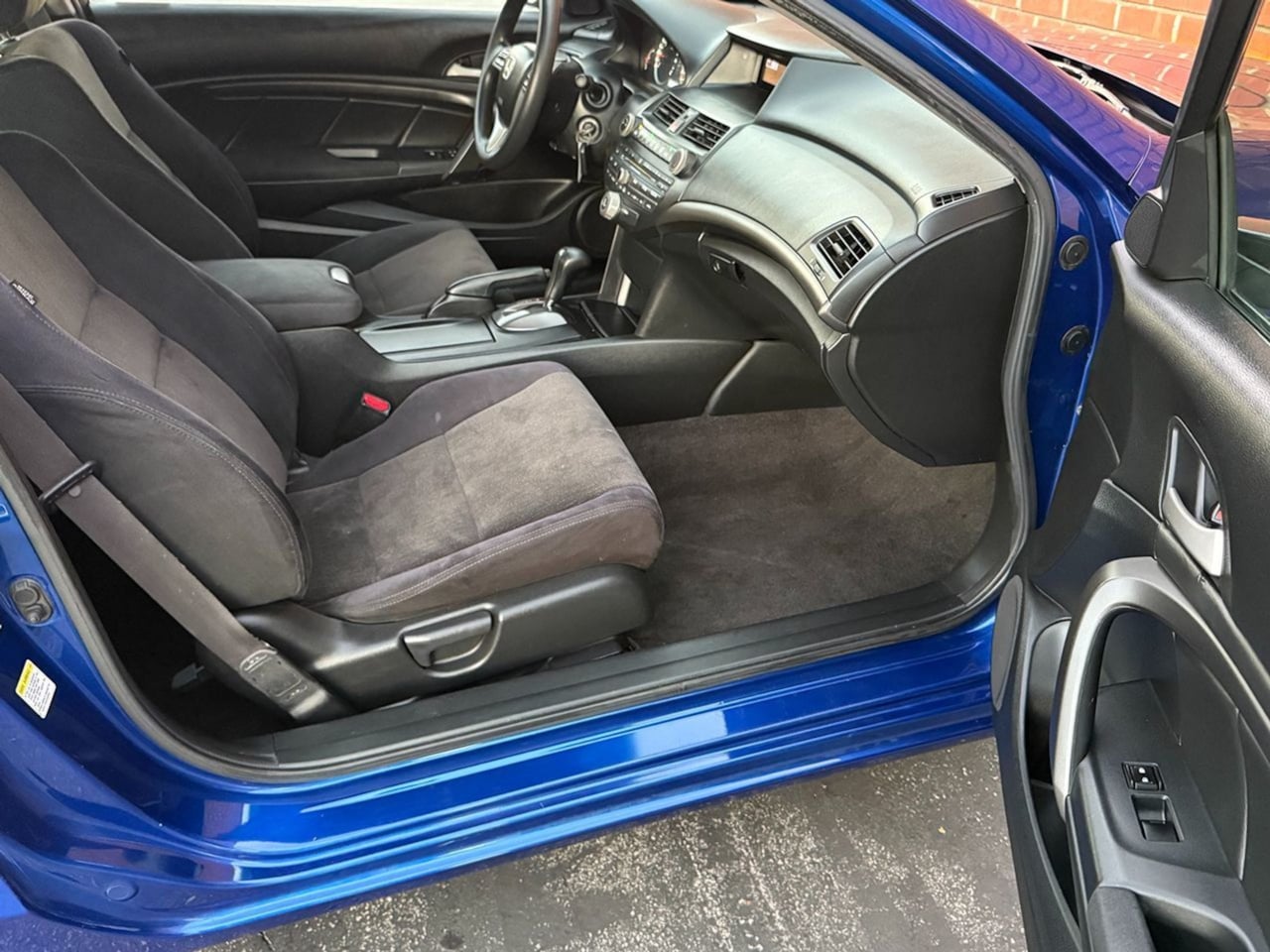 Honda Accord photo 34