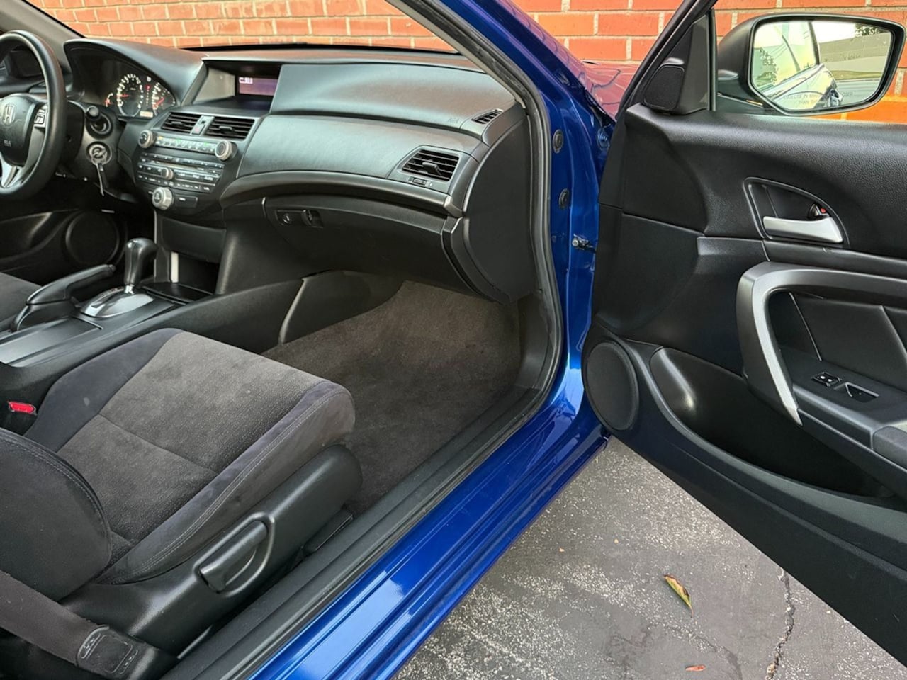 Honda Accord photo 20