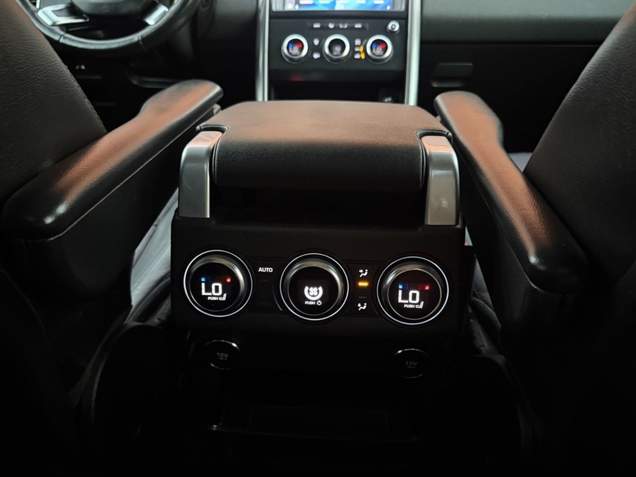 Land Rover Discovery photo 19