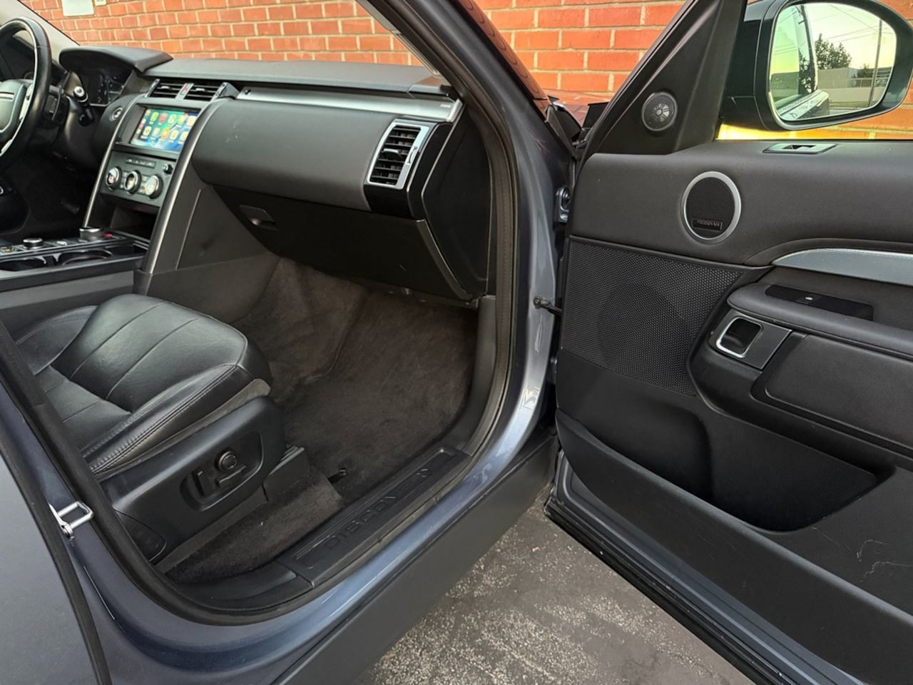 Land Rover Discovery photo 27