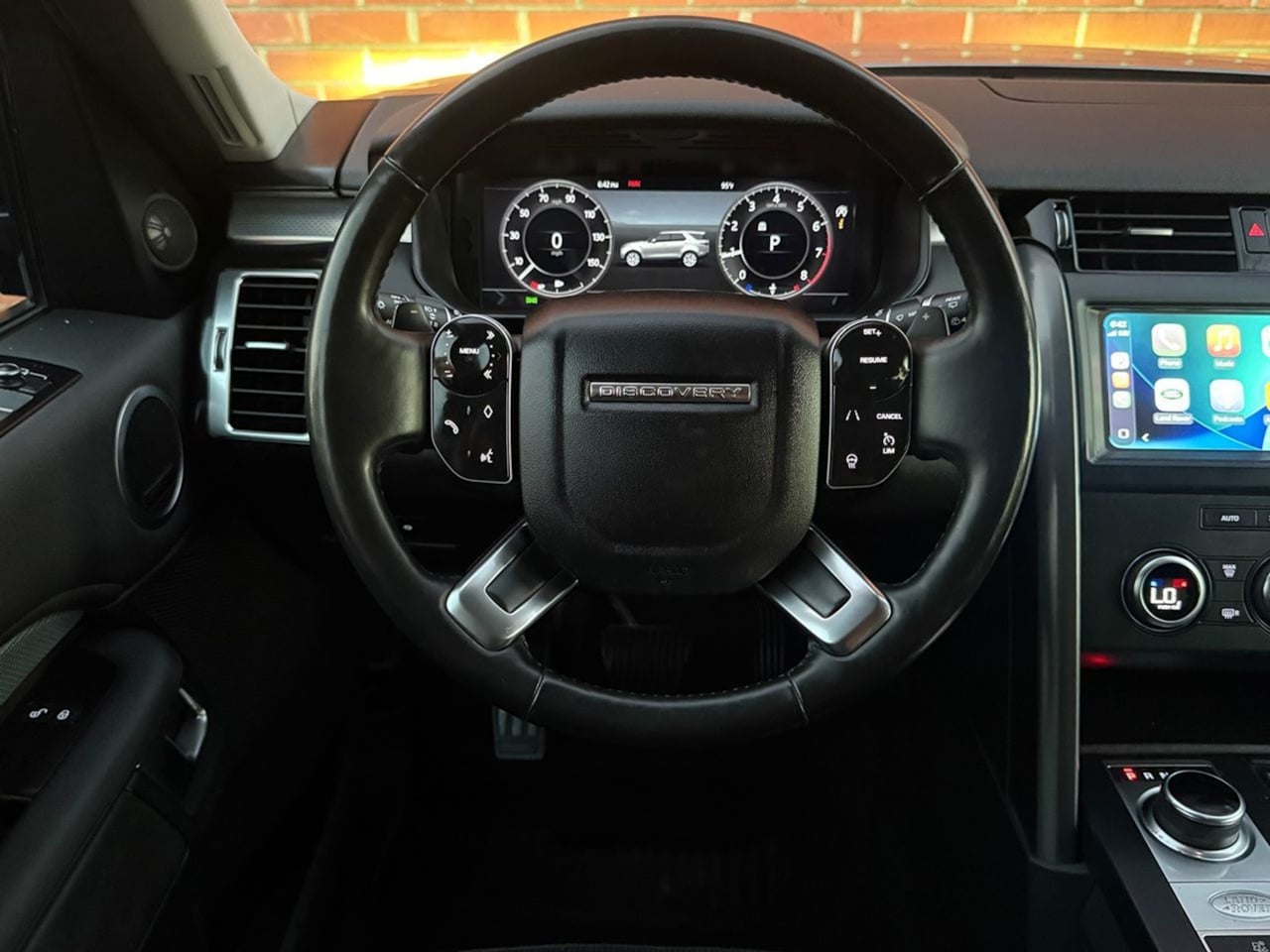Land Rover Discovery photo 40