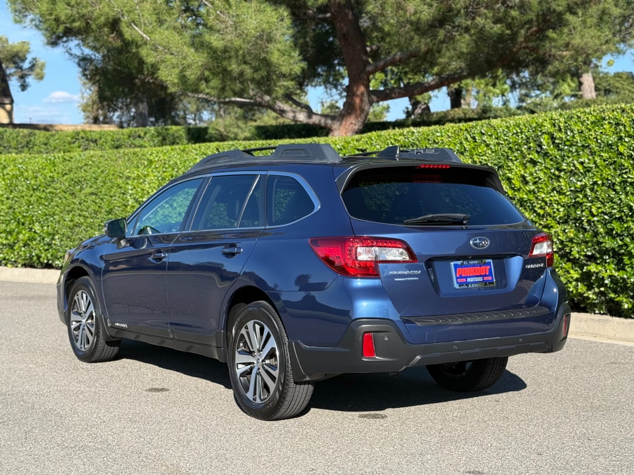 Photo 3 of this Subaru Outback
