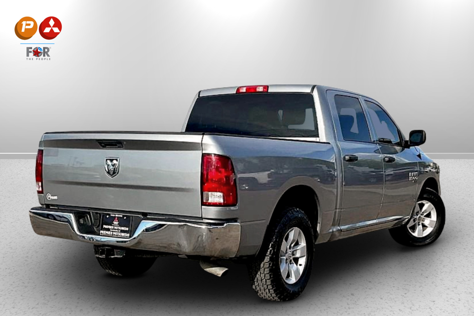 2022 Ram 1500 Classic Tradesman photo 2