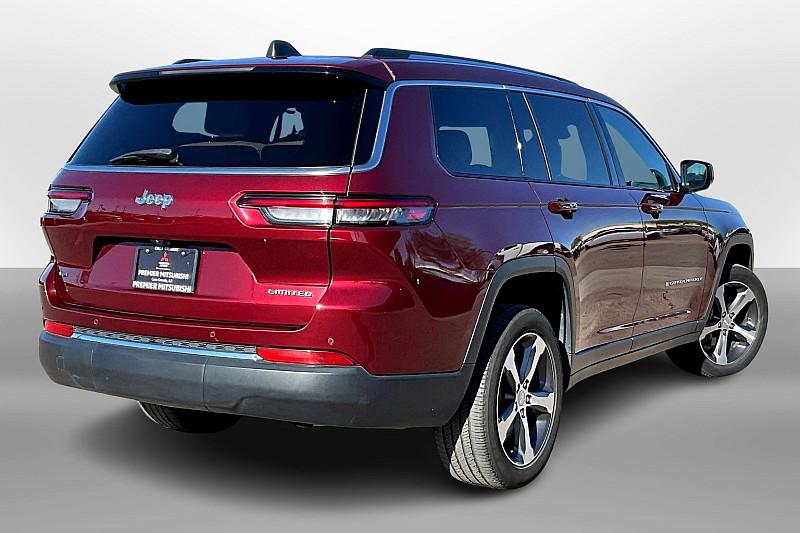 2023 Jeep Grand Cherokee Limited photo 2