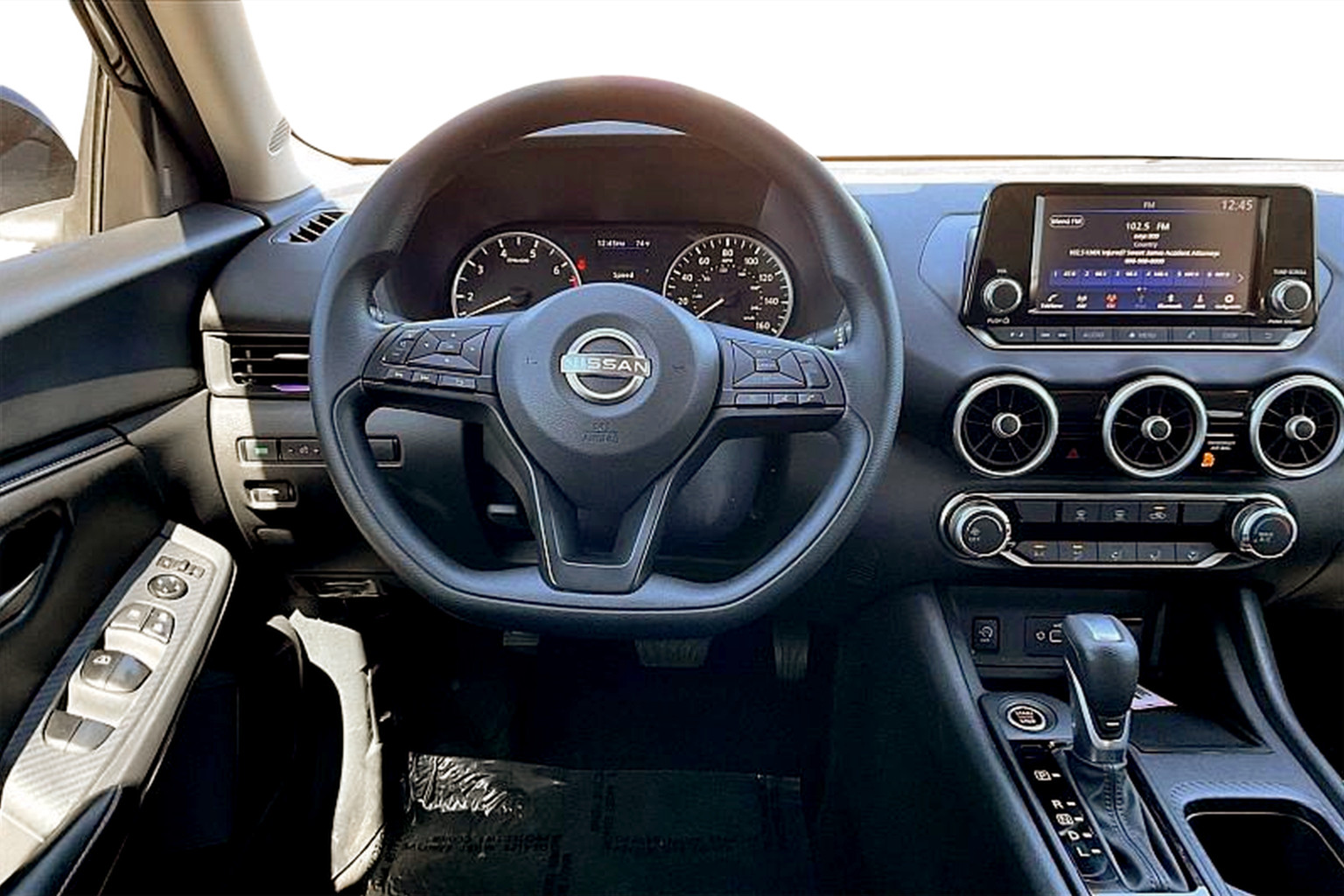 2025 Nissan Sentra S photo 4