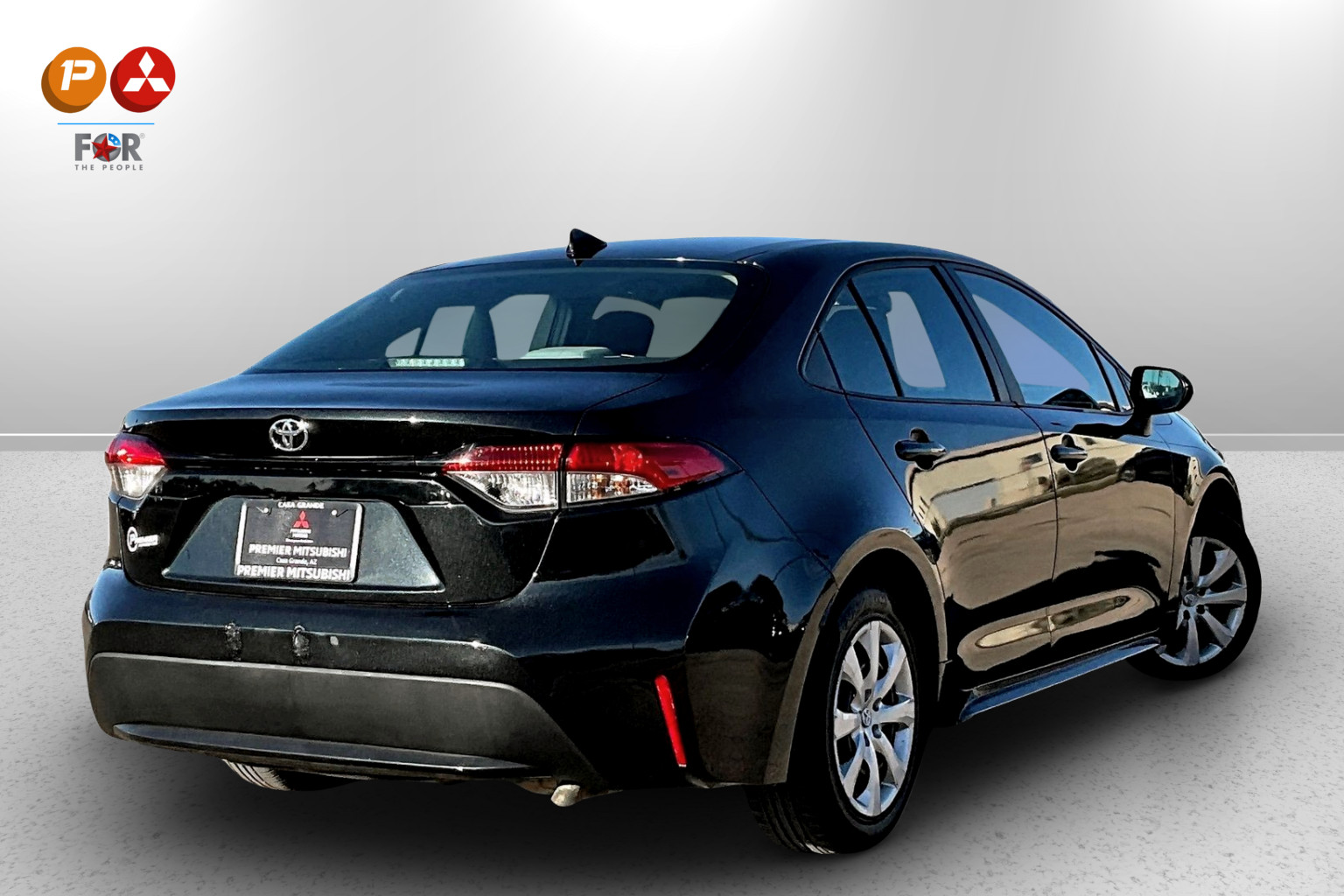 2022 Toyota Corolla LE photo 2