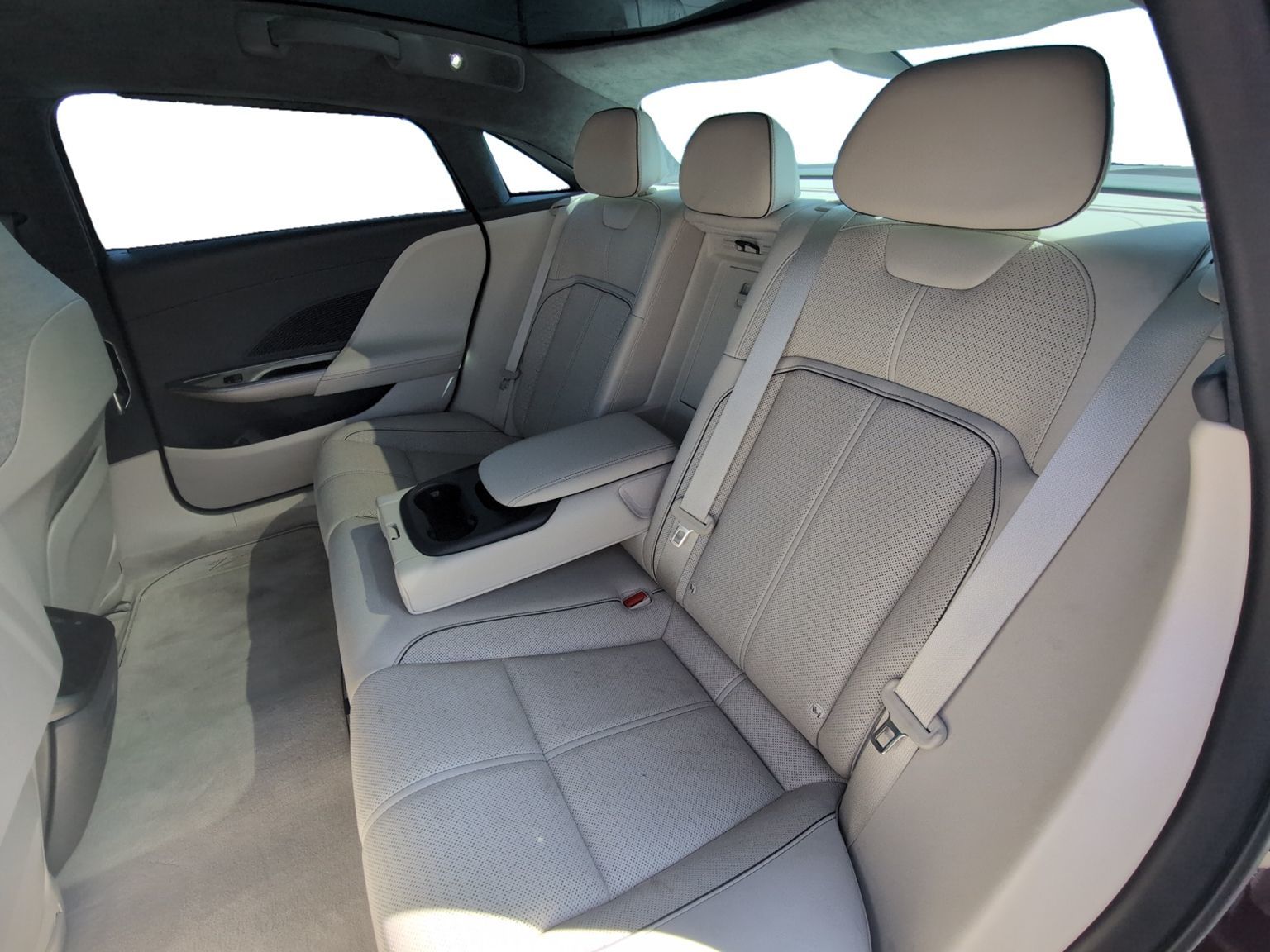 2022 Lucid Air Dream Edition - Photo 16