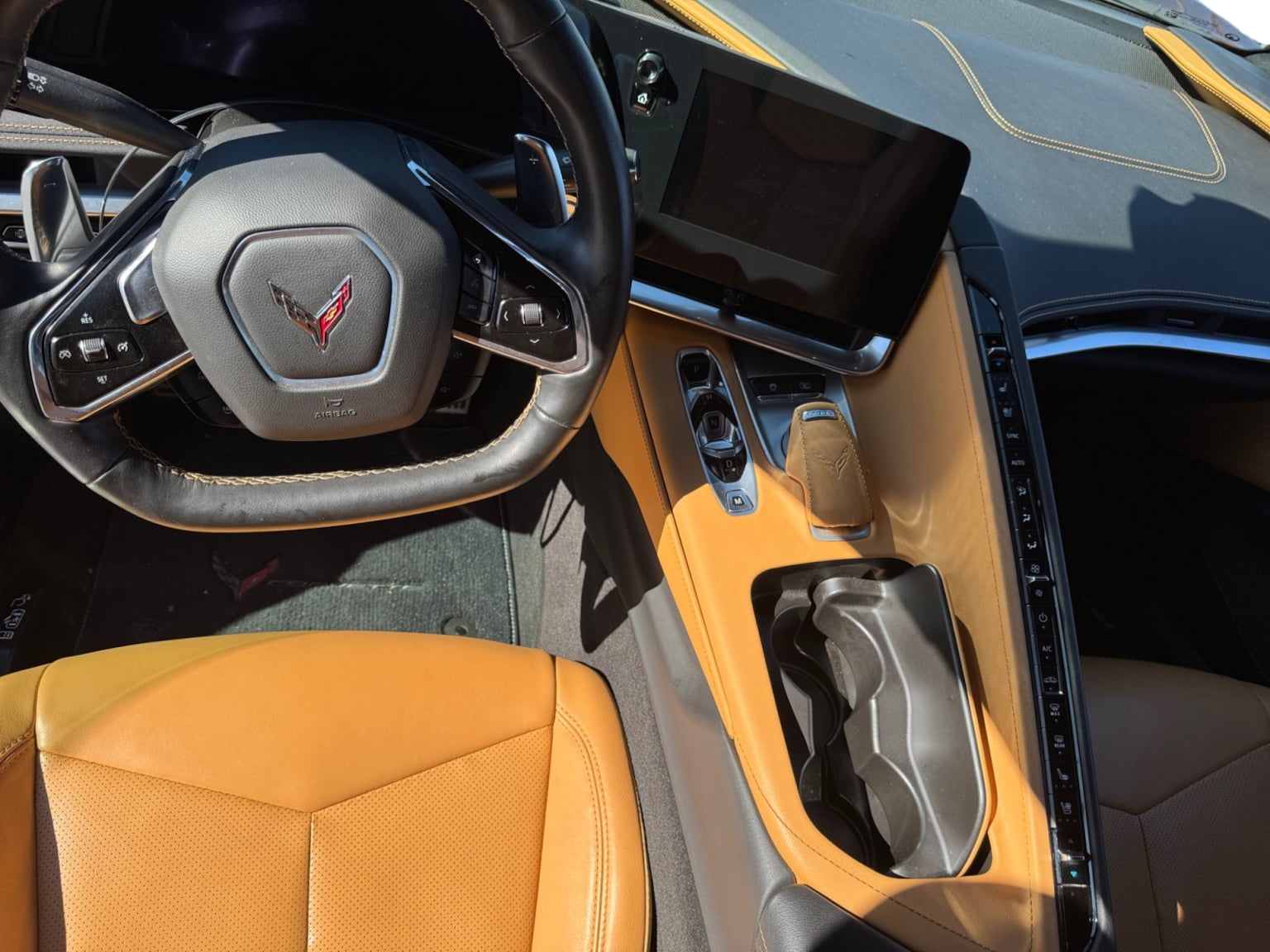 2022 Chevrolet Corvette 2LT - Photo 16