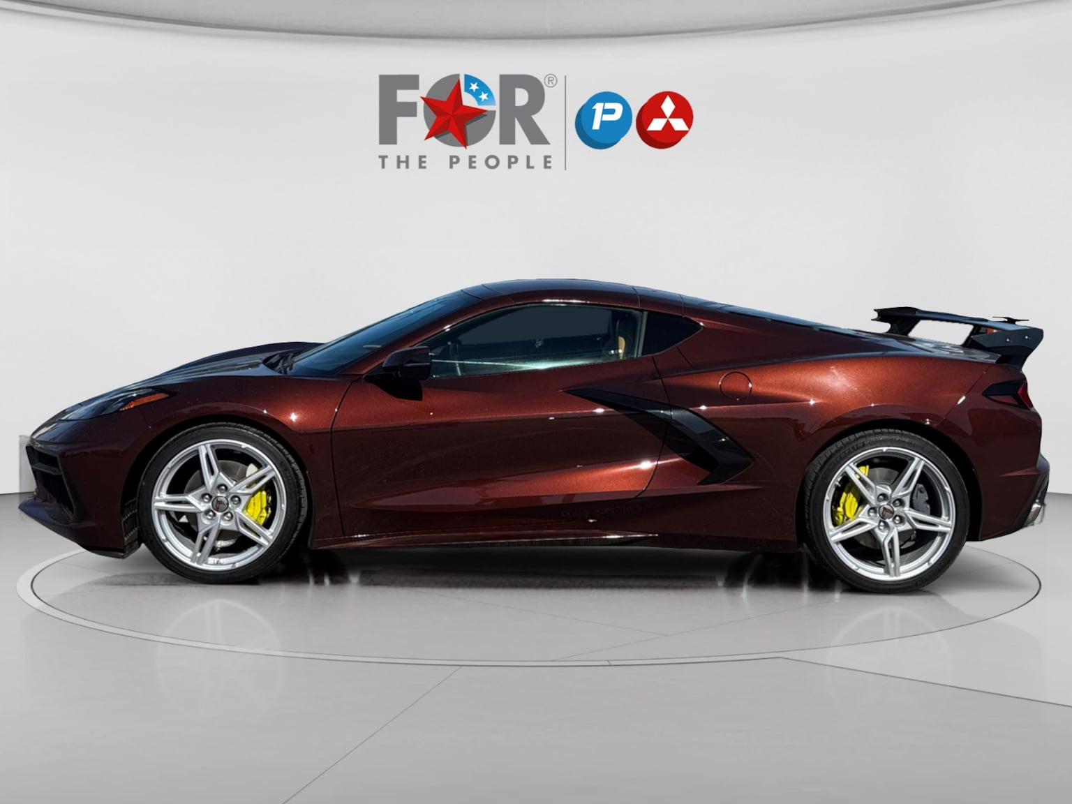 2022 Chevrolet Corvette 2LT - Photo 2