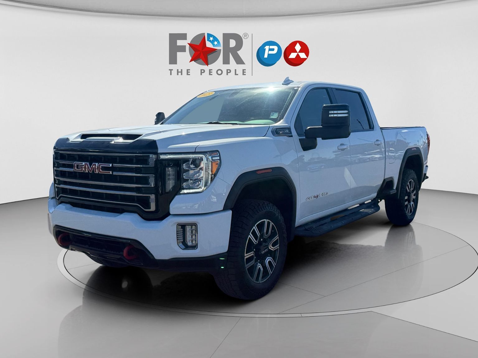 2023 GMC Sierra 4WD Crew Cab Standard Box AT4's photo