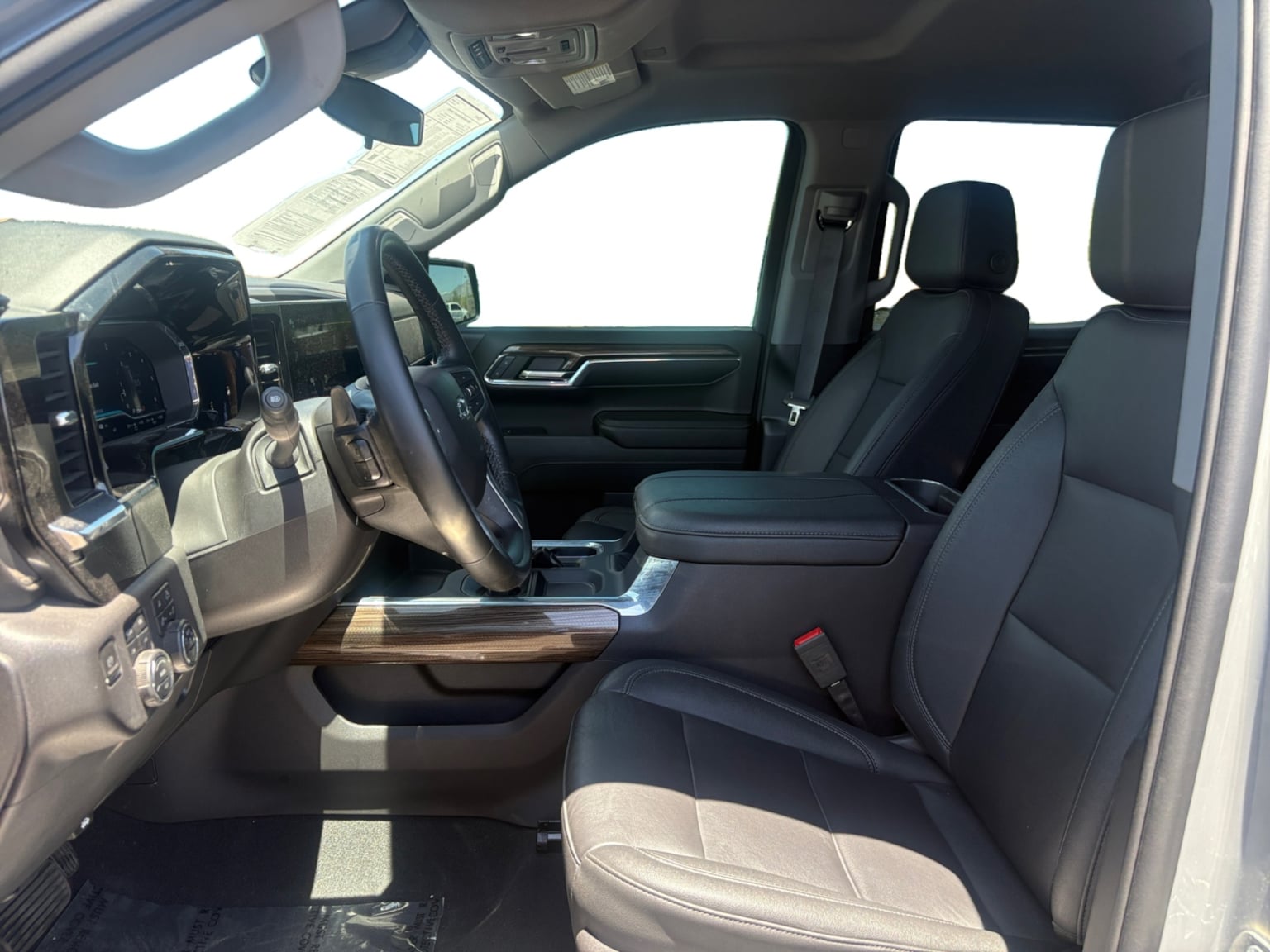 2024 Chevrolet Silverado 1500 RST - Photo 10