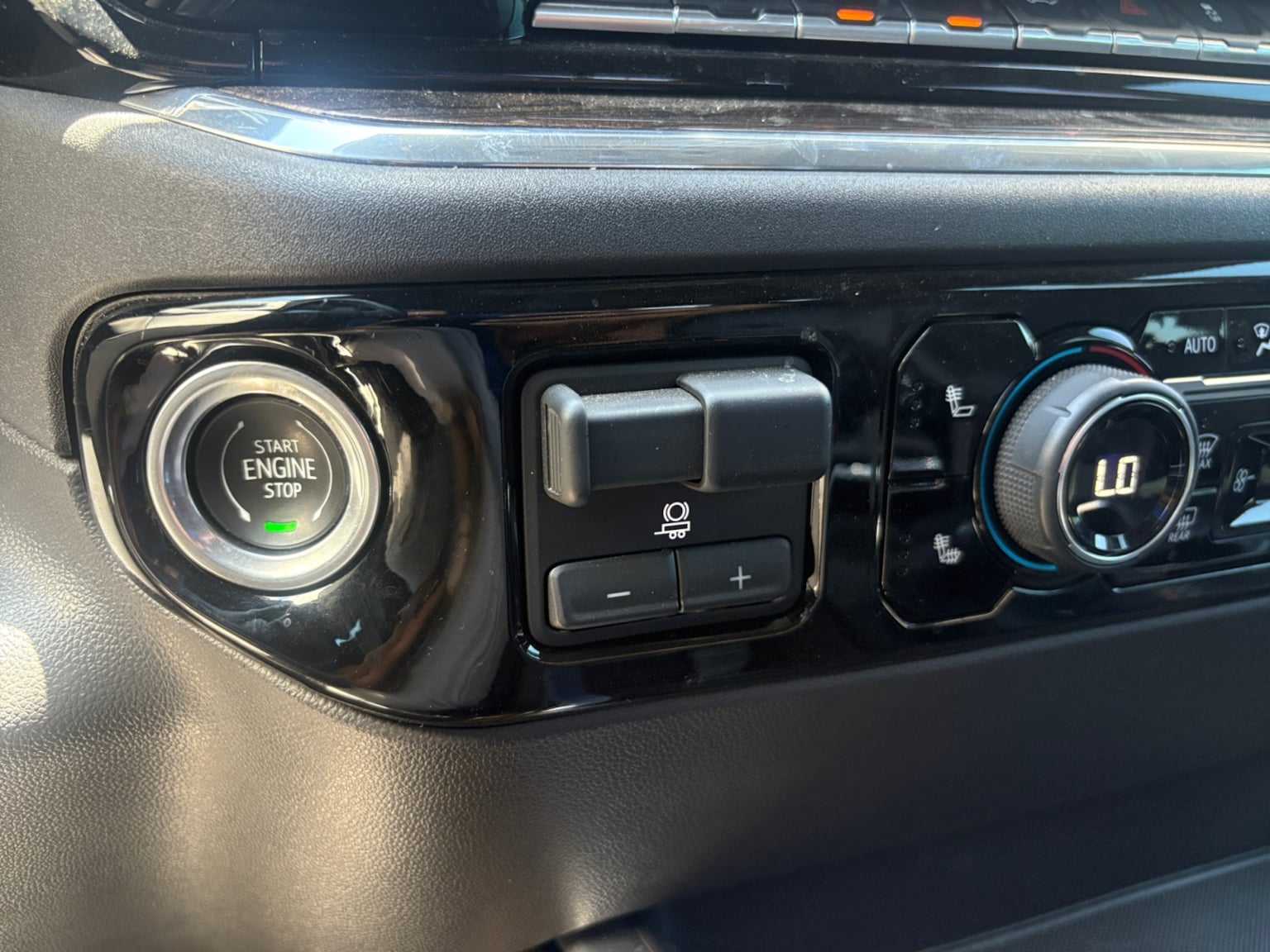 2024 Chevrolet Silverado 1500 RST - Photo 22