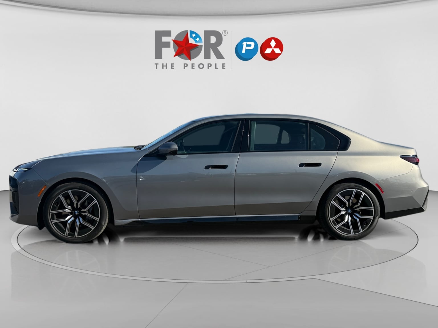 2023 BMW 7 Series 740i - Photo 2