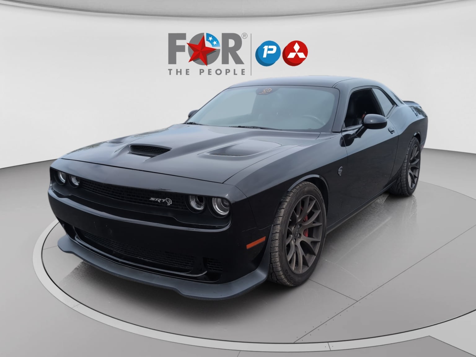 2016 Dodge Challenger SRT Hellcat's photo