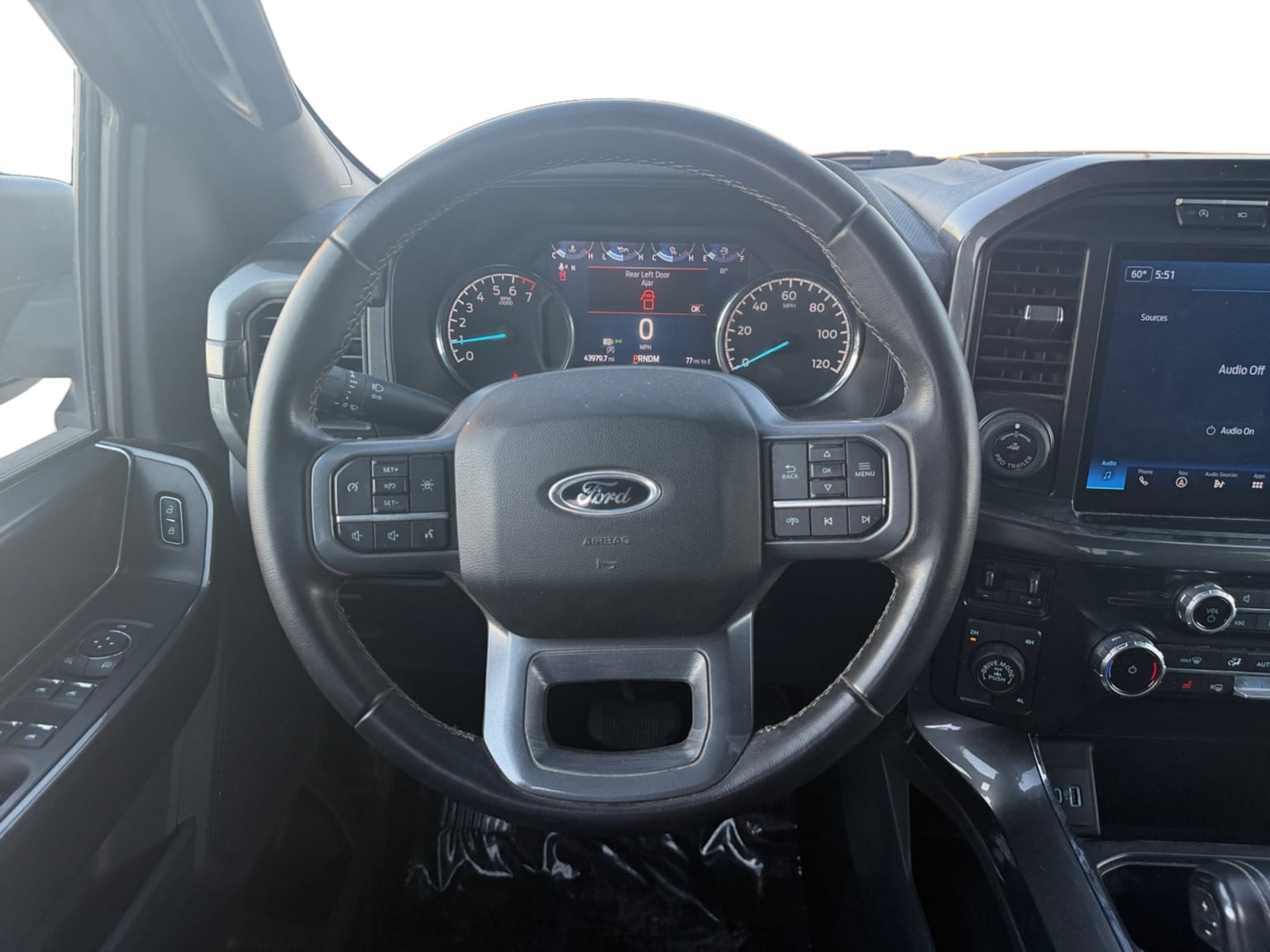 Ford F-150 photo 13