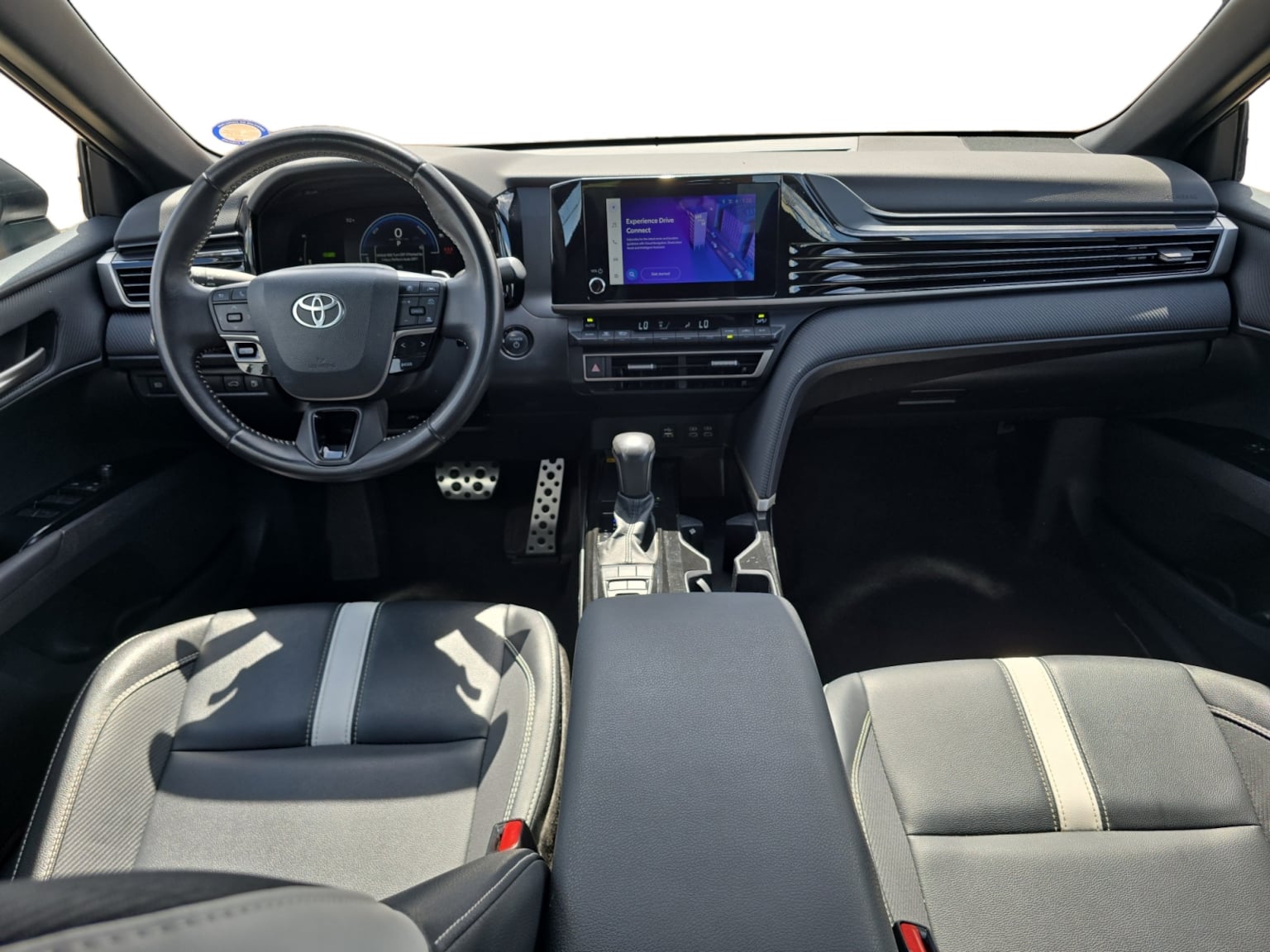 Toyota Camry photo 12