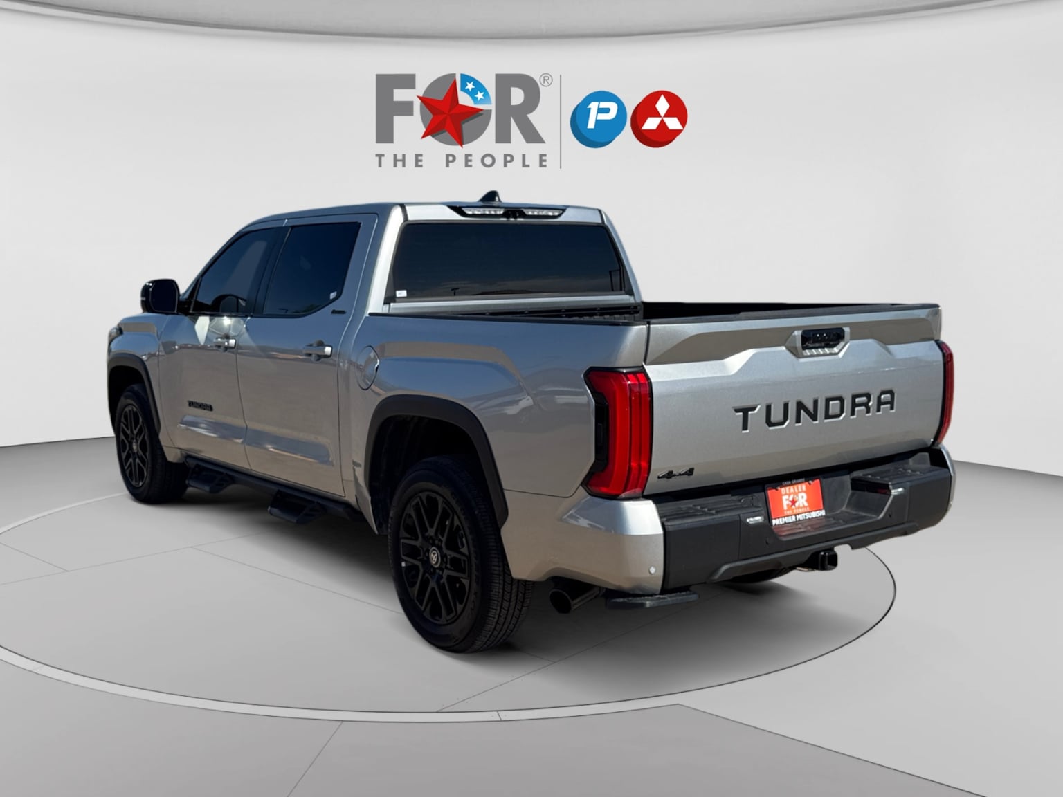 2025 Toyota Tundra Limited - Photo 3