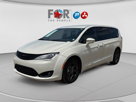 2020 Chrysler Pacifica Touring