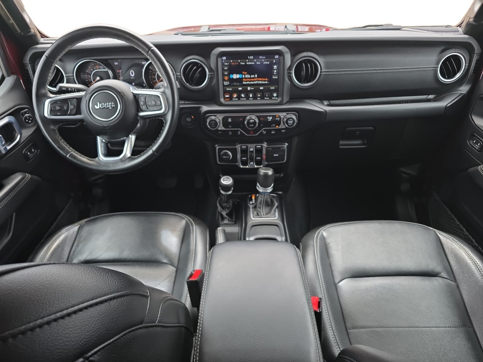 Jeep Gladiator photo 12