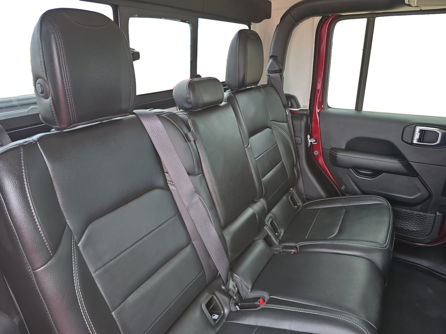 Jeep Gladiator photo 18