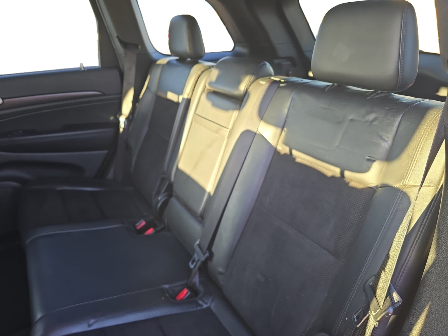 Jeep Grand Cherokee photo 16