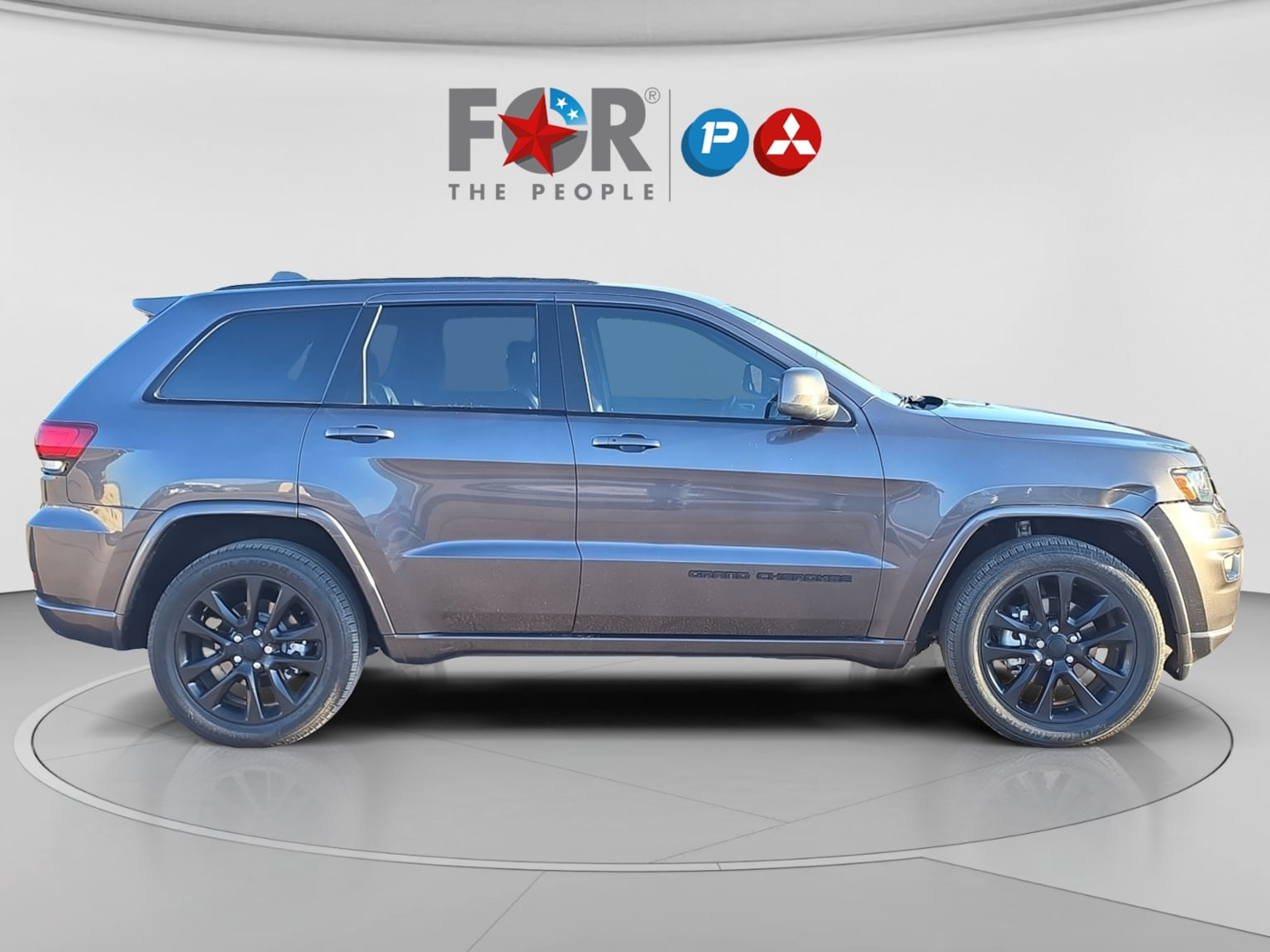 Jeep Grand Cherokee photo 6