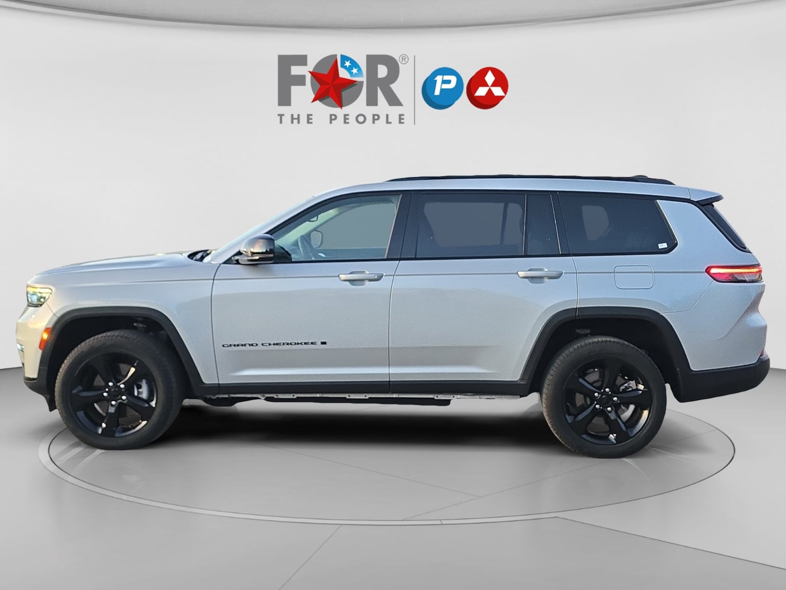 Jeep Grand Cherokee L photo 2