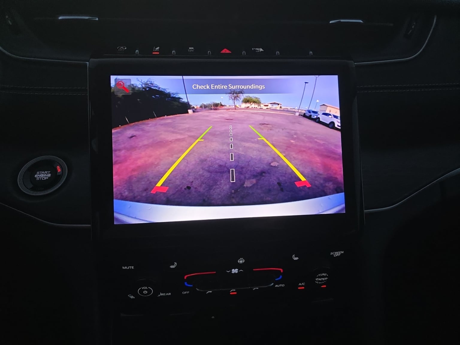 Jeep Grand Cherokee L photo 21
