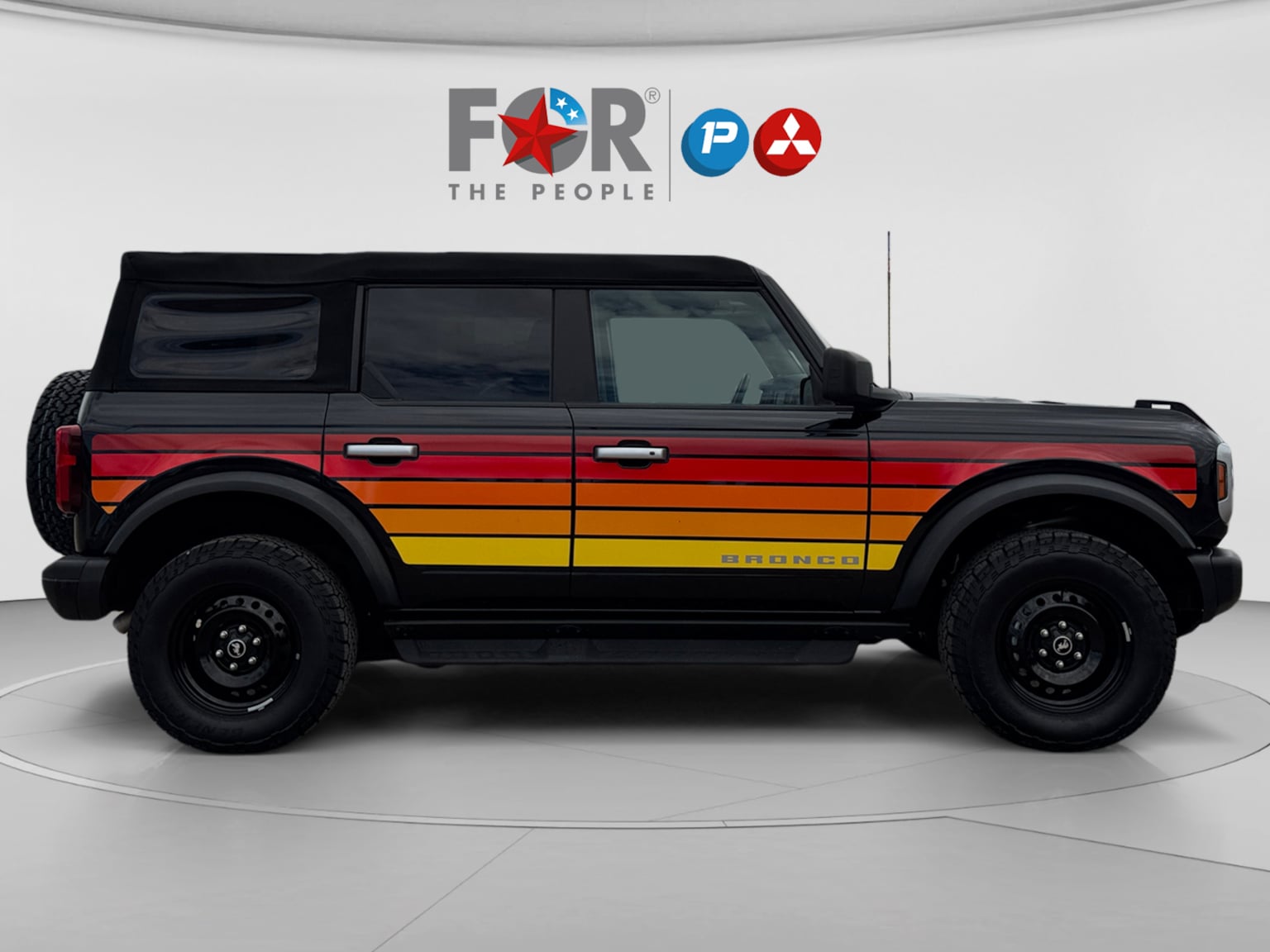 Ford Bronco photo 6