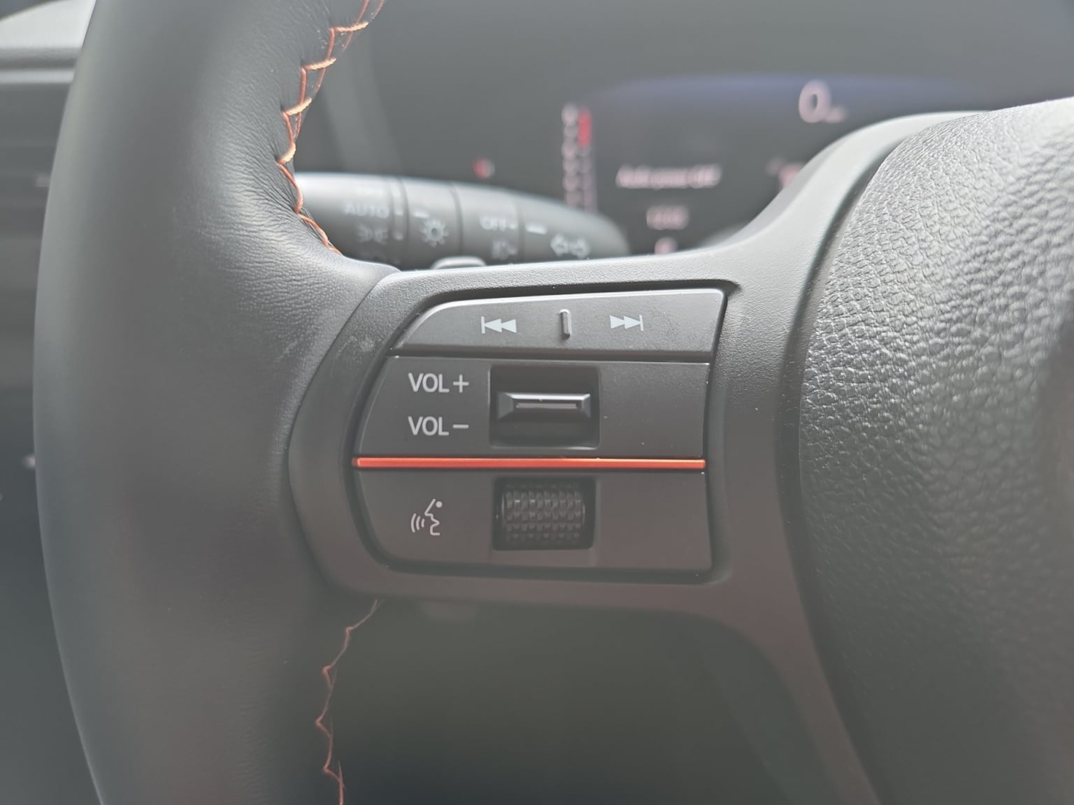 Honda Passport photo 22