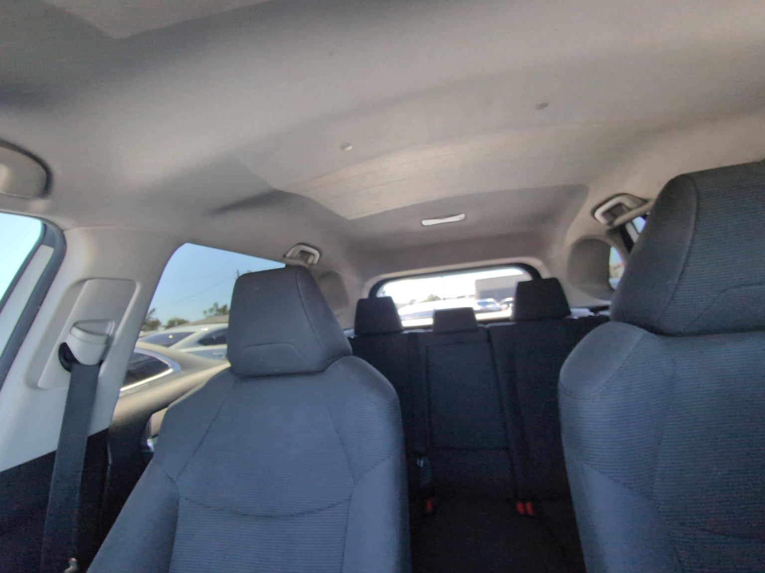 Toyota RAV4 photo 24