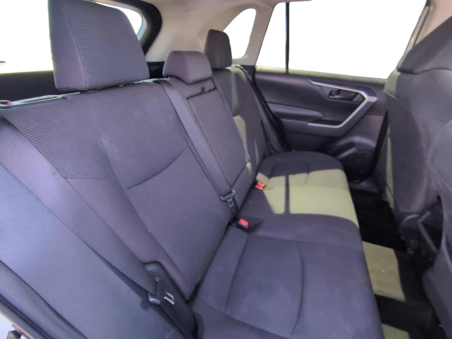 Toyota RAV4 photo 18