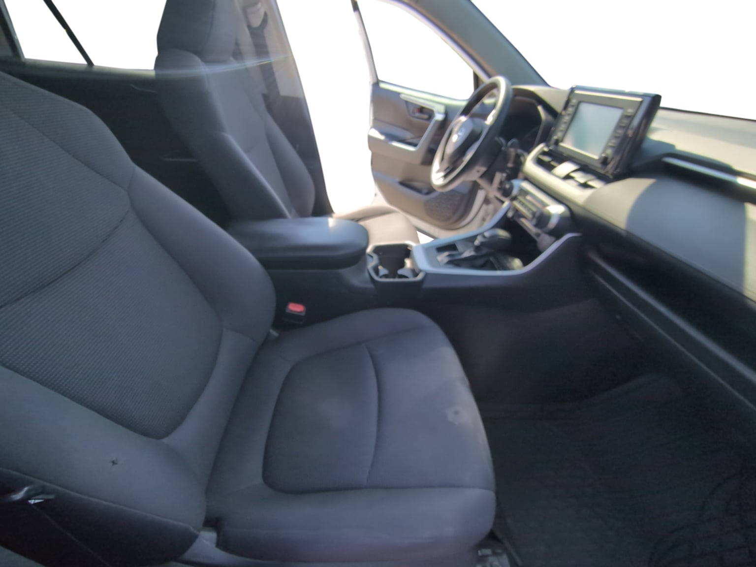 Toyota RAV4 photo 17