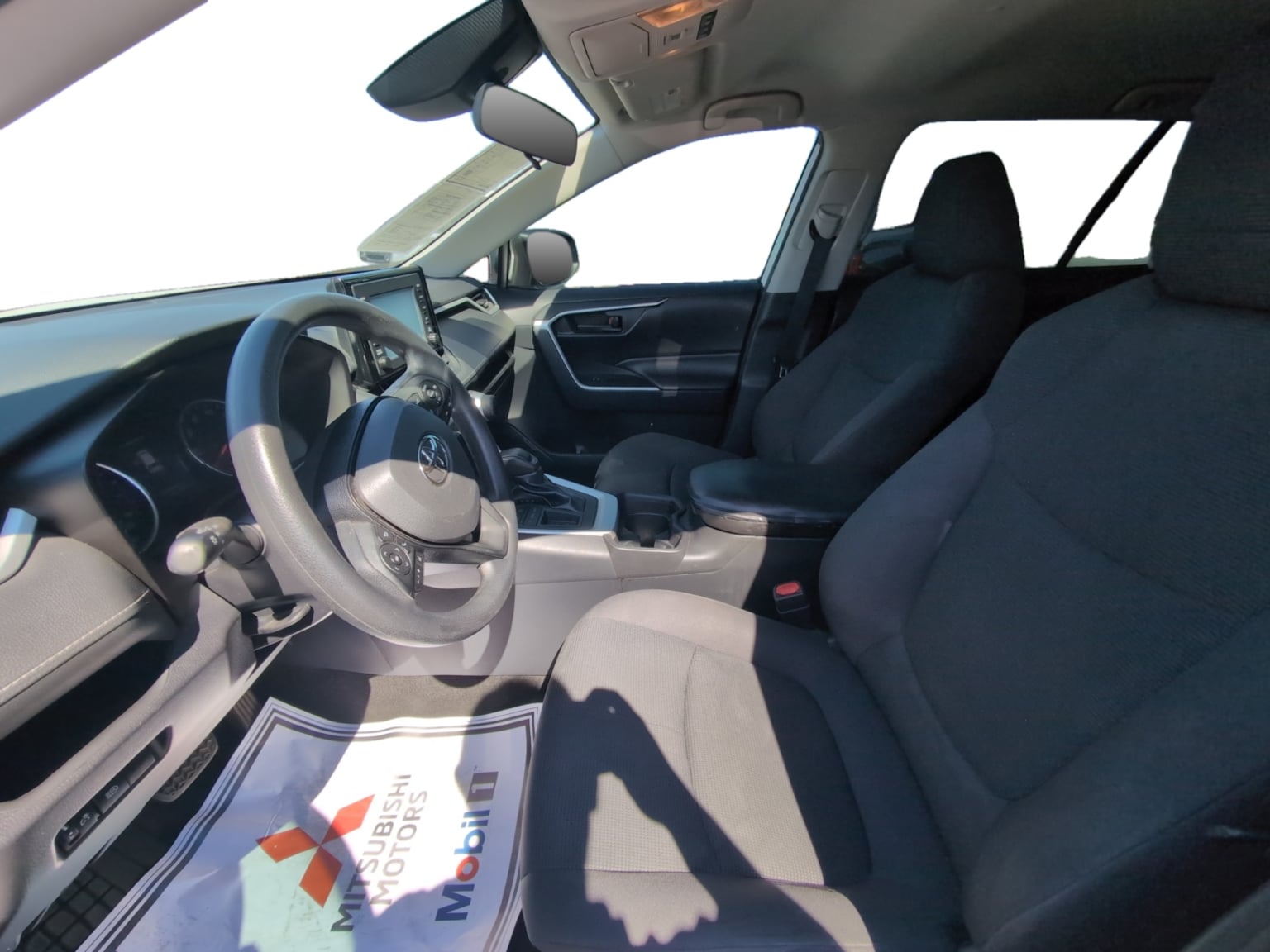 Toyota RAV4 photo 10