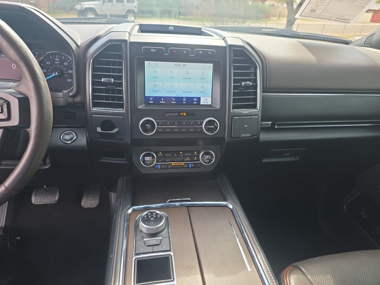 Ford Expedition photo 15