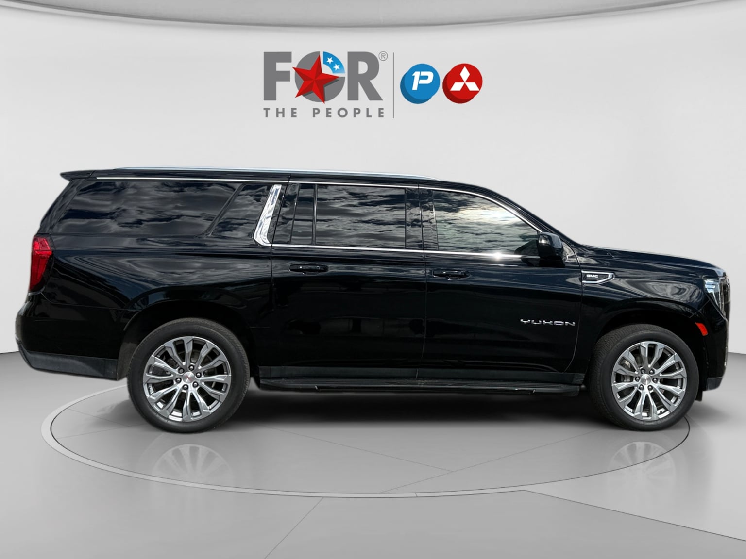 GMC Yukon XL photo 6