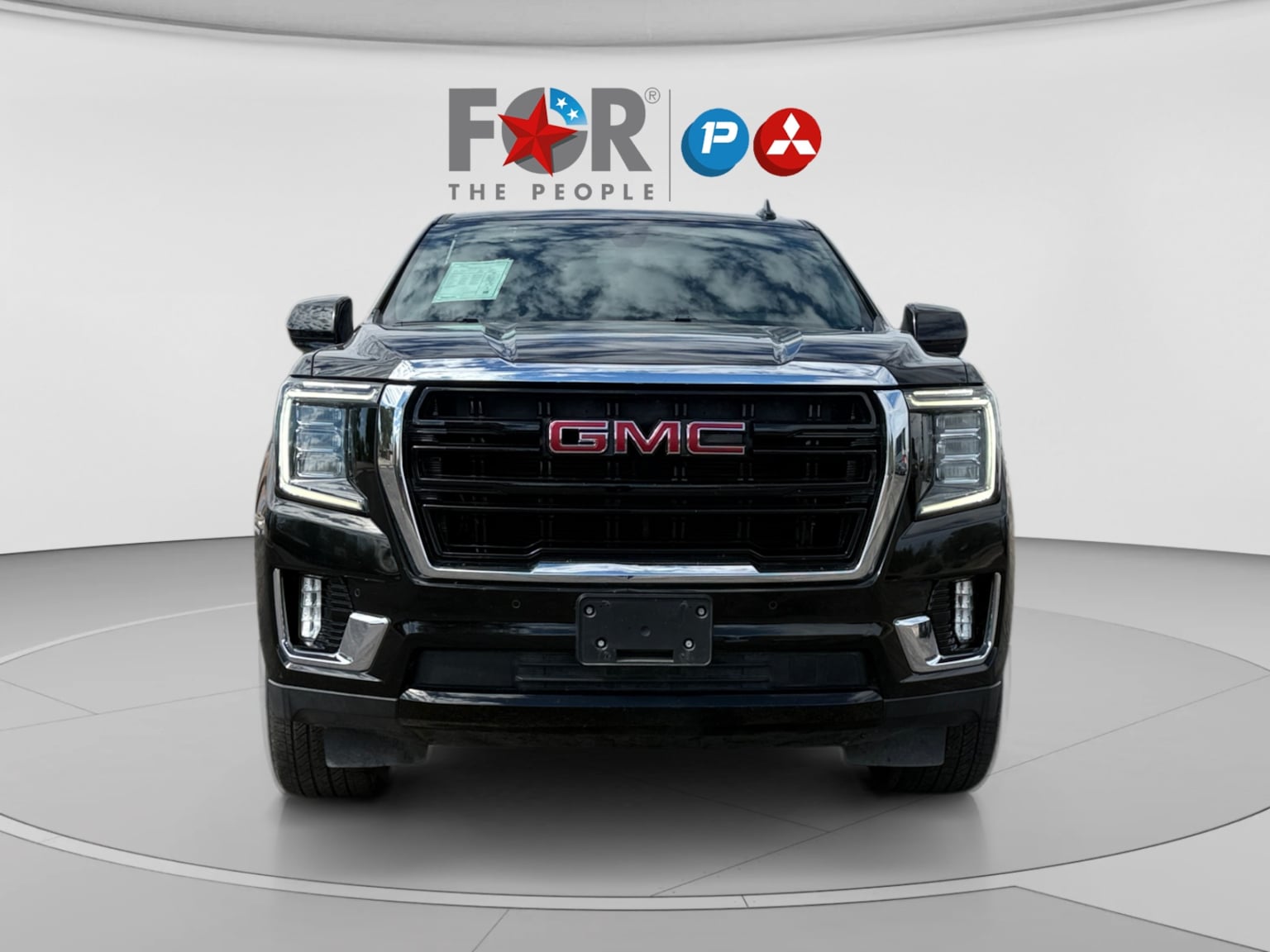 GMC Yukon XL photo 8