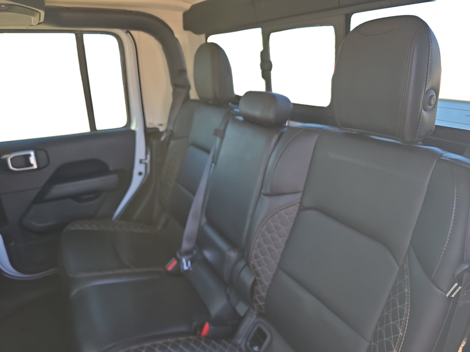 Jeep Gladiator photo 16