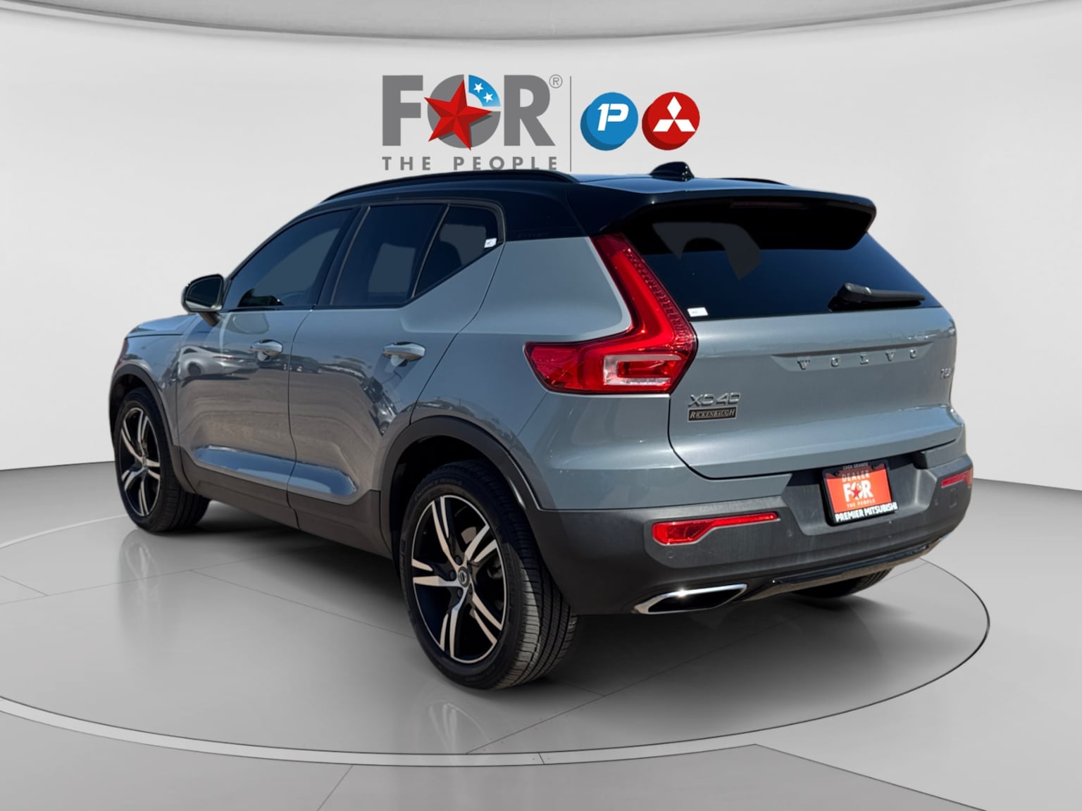 Volvo XC40 photo 3