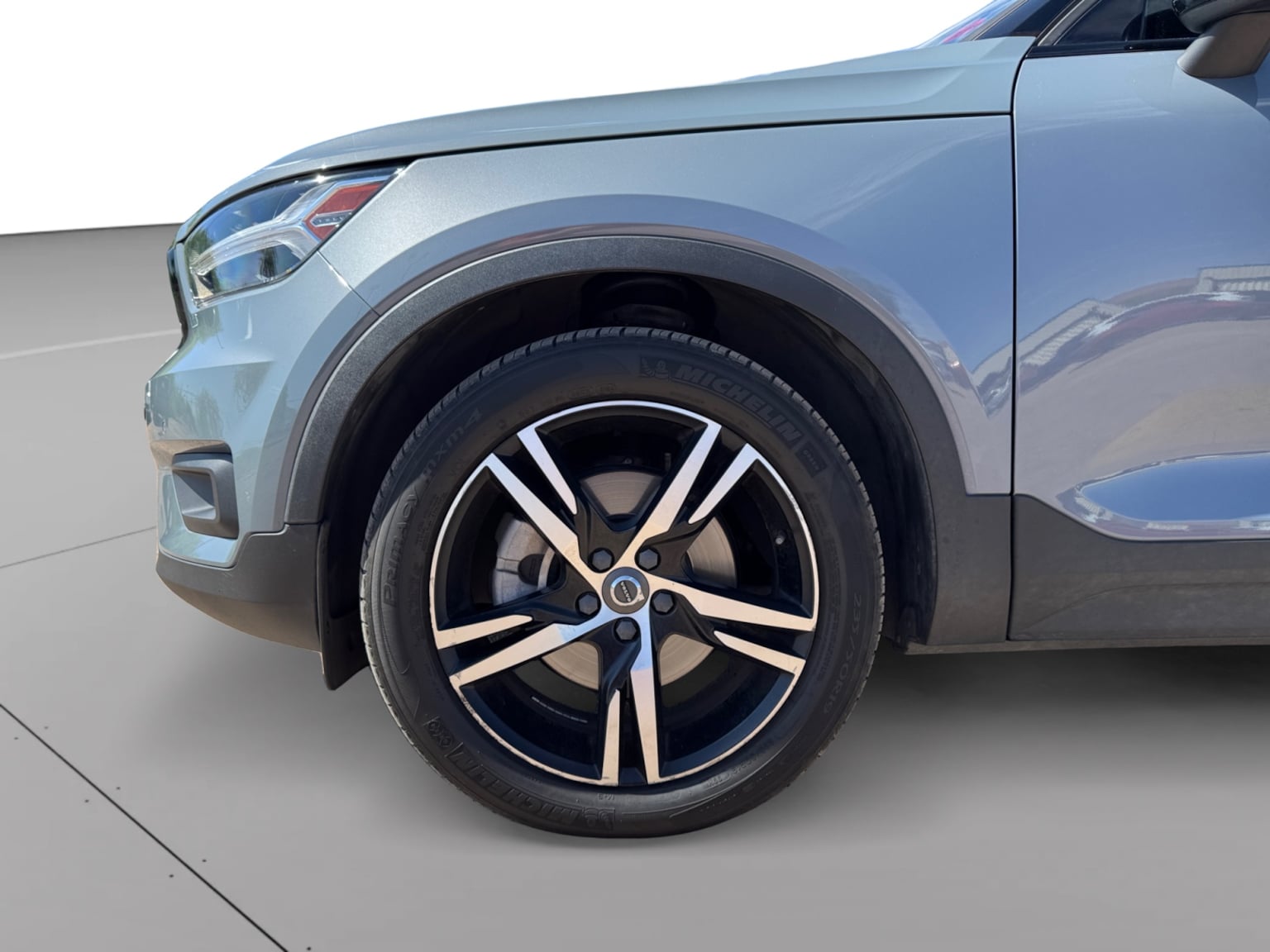 Volvo XC40 photo 9