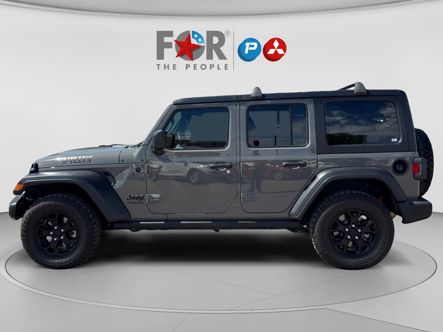 Jeep Wrangler photo 2