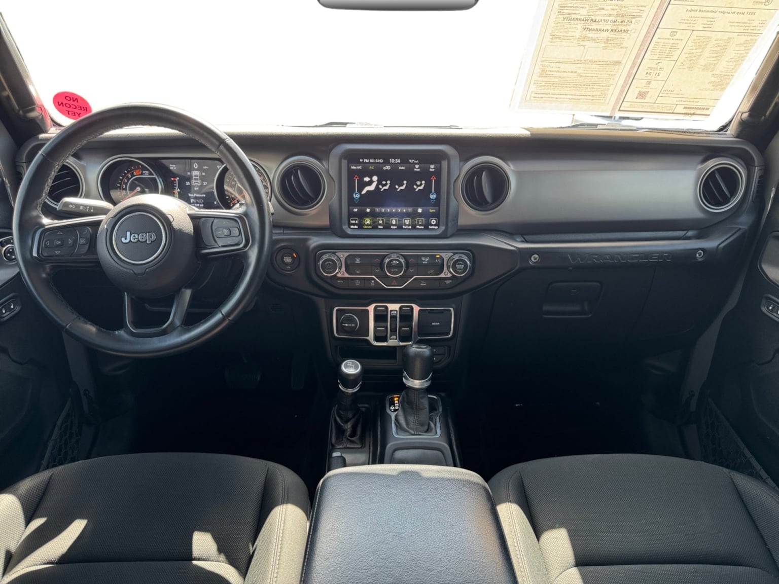 Jeep Wrangler photo 12