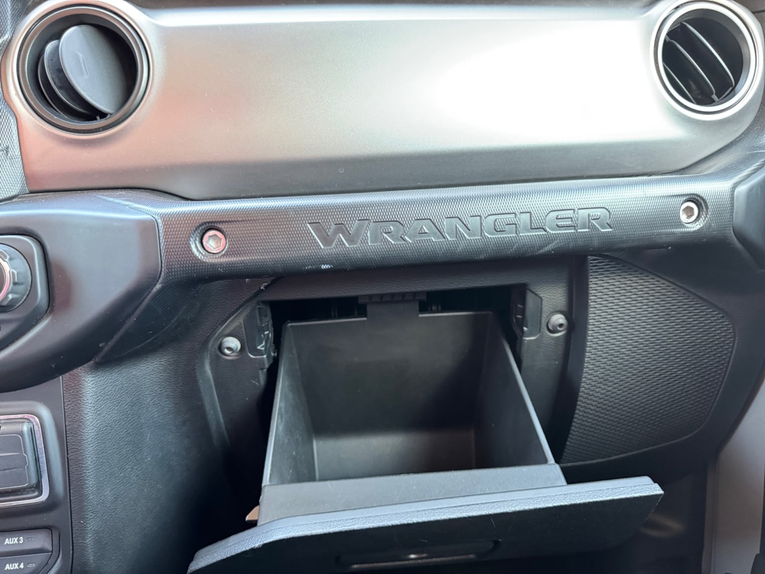 Jeep Wrangler photo 24