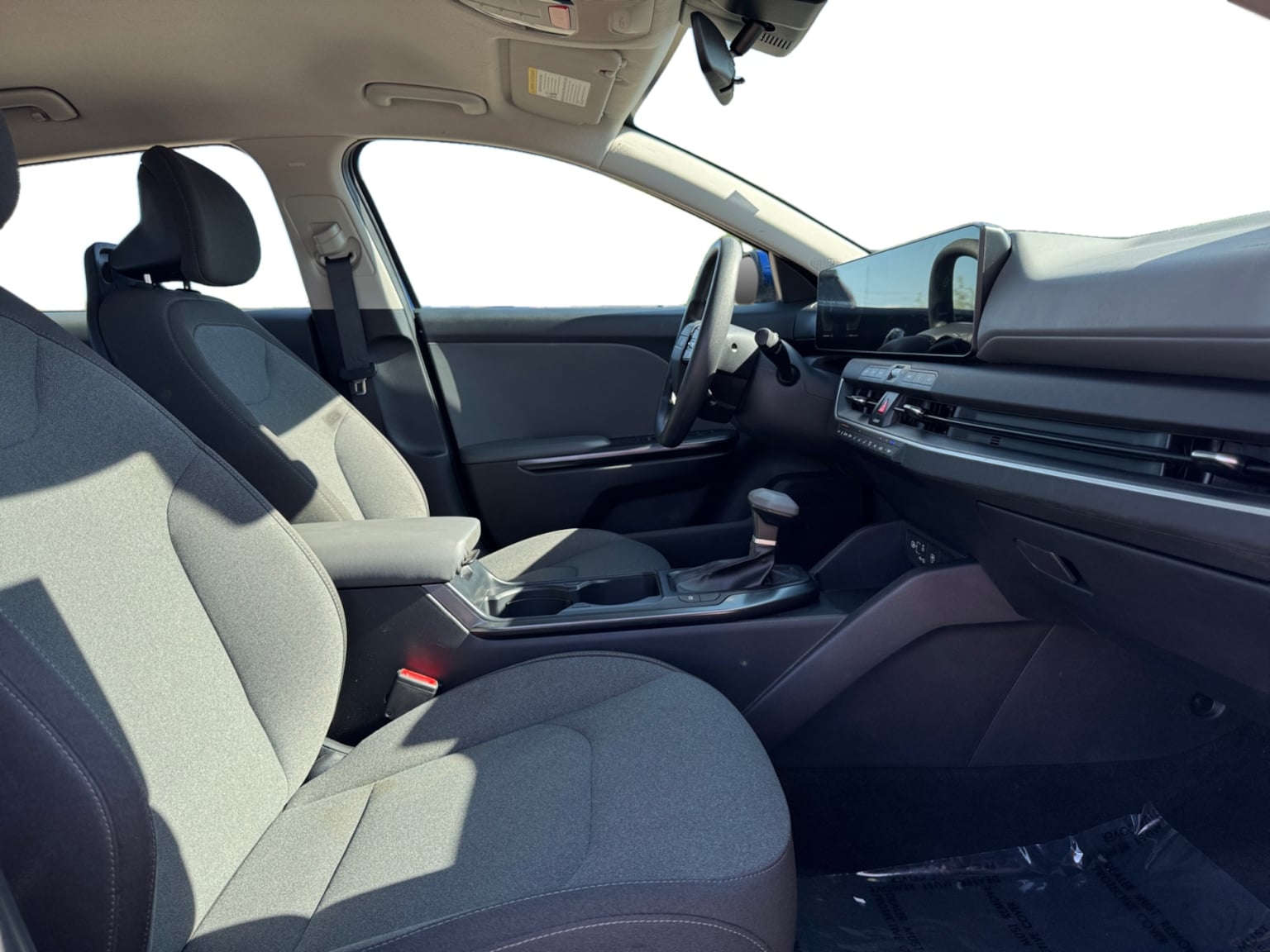 Kia K4 photo 17