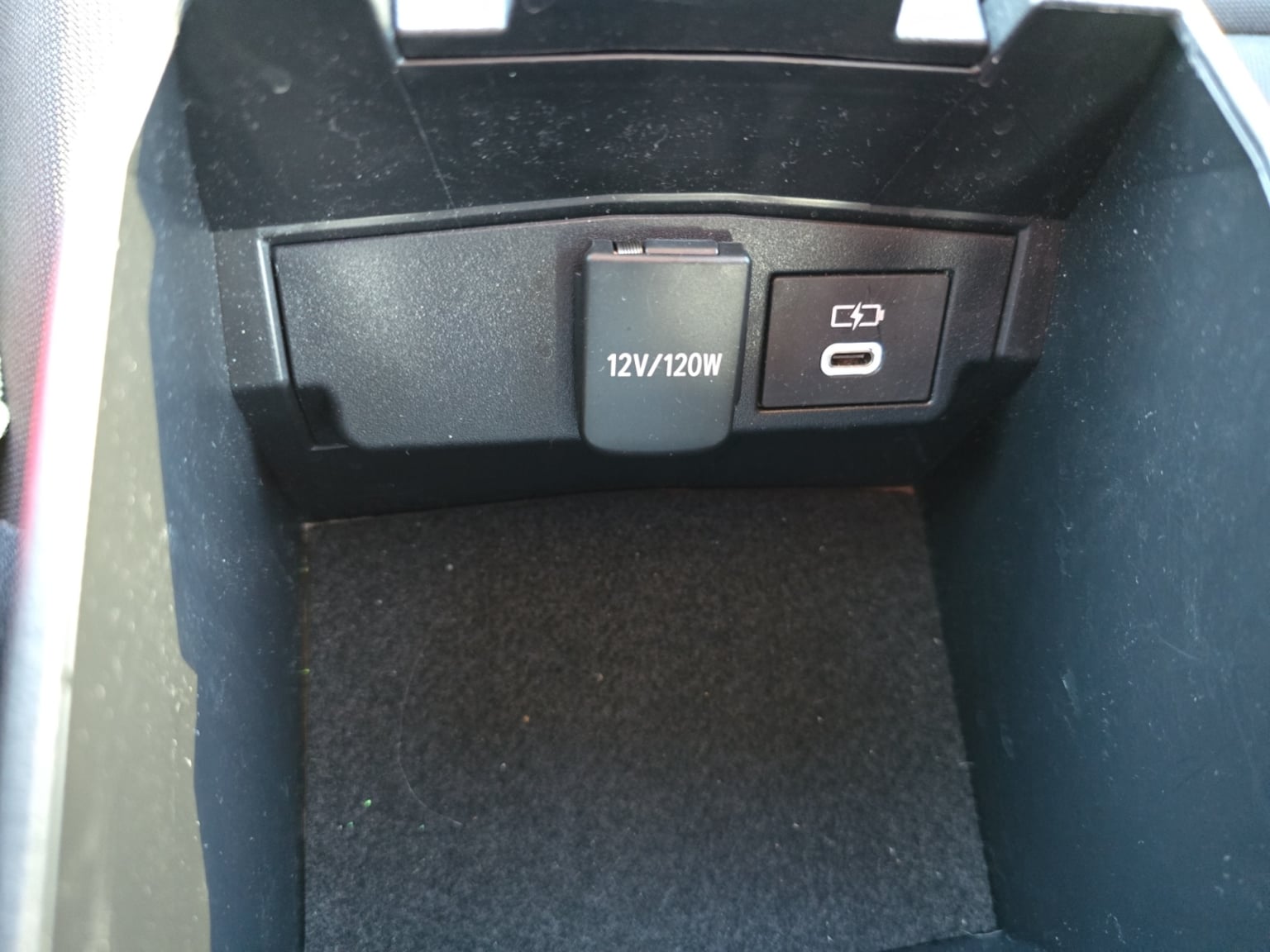 Toyota Corolla photo 25