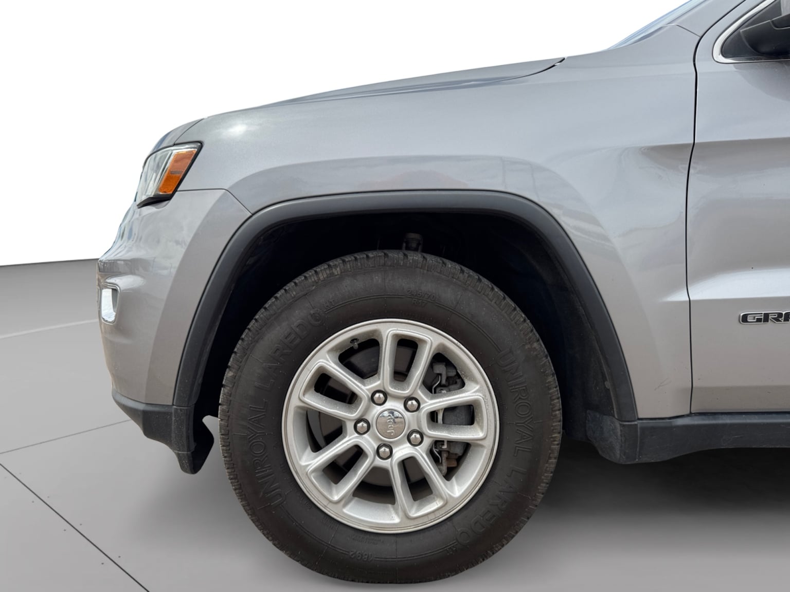 Jeep Grand Cherokee photo 9
